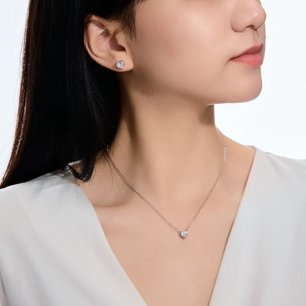 925 Sterling Silver Heart Cut White CZ Stud Earrings 40200776