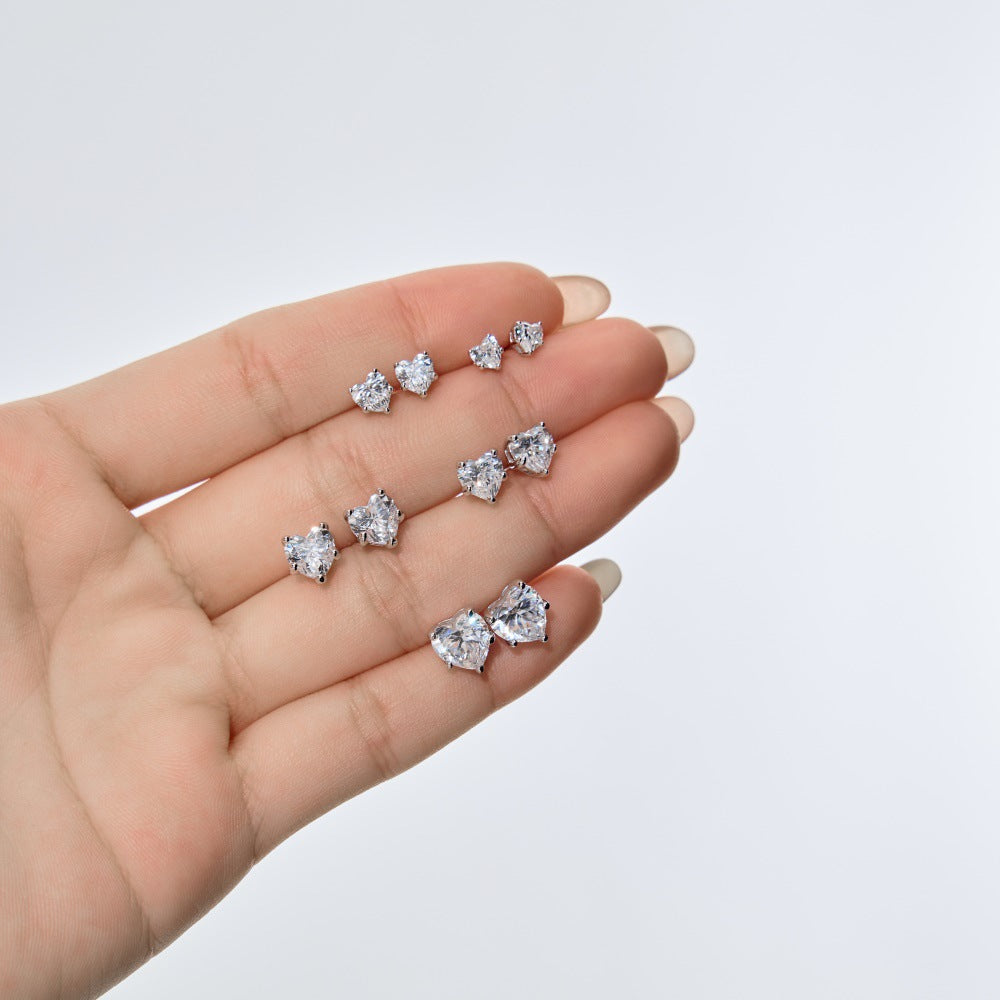 925 Sterling Silver Heart Cut White CZ Stud Earrings 40200776
