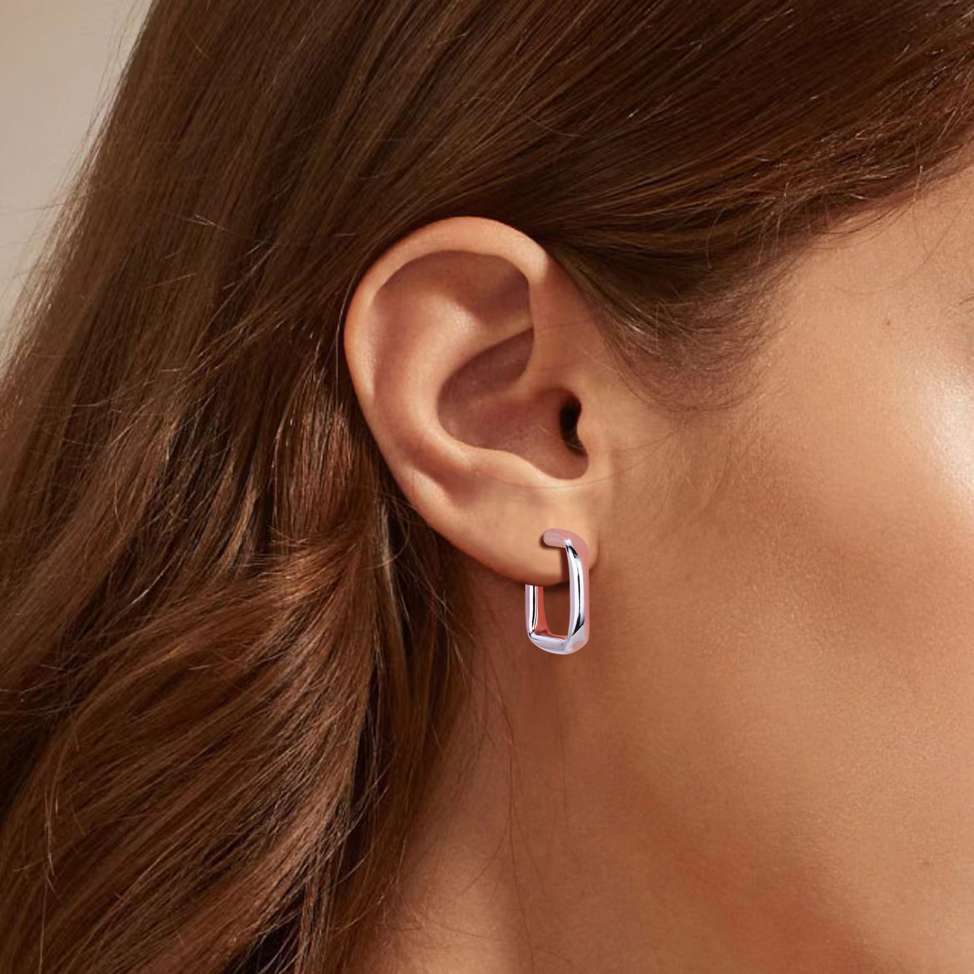 925 Sterling Silver Rectangular Hollow C-Shape Hoop Earrings 40400134