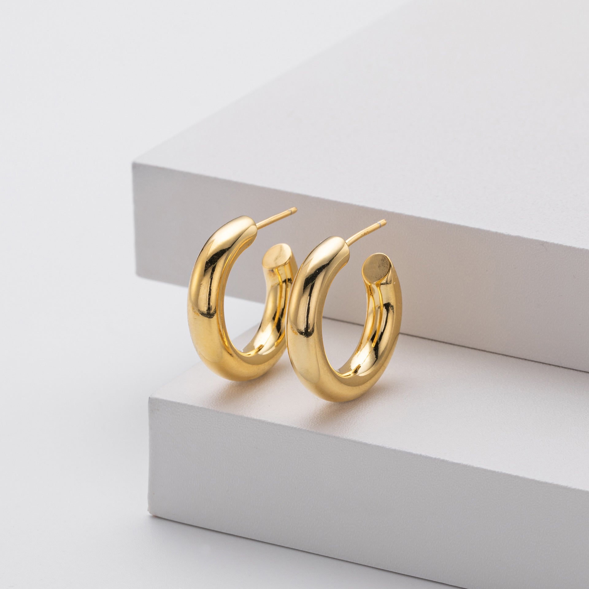 925 Sterling Silver High-Polish C-Shape Open Hoop Earrings 40400137