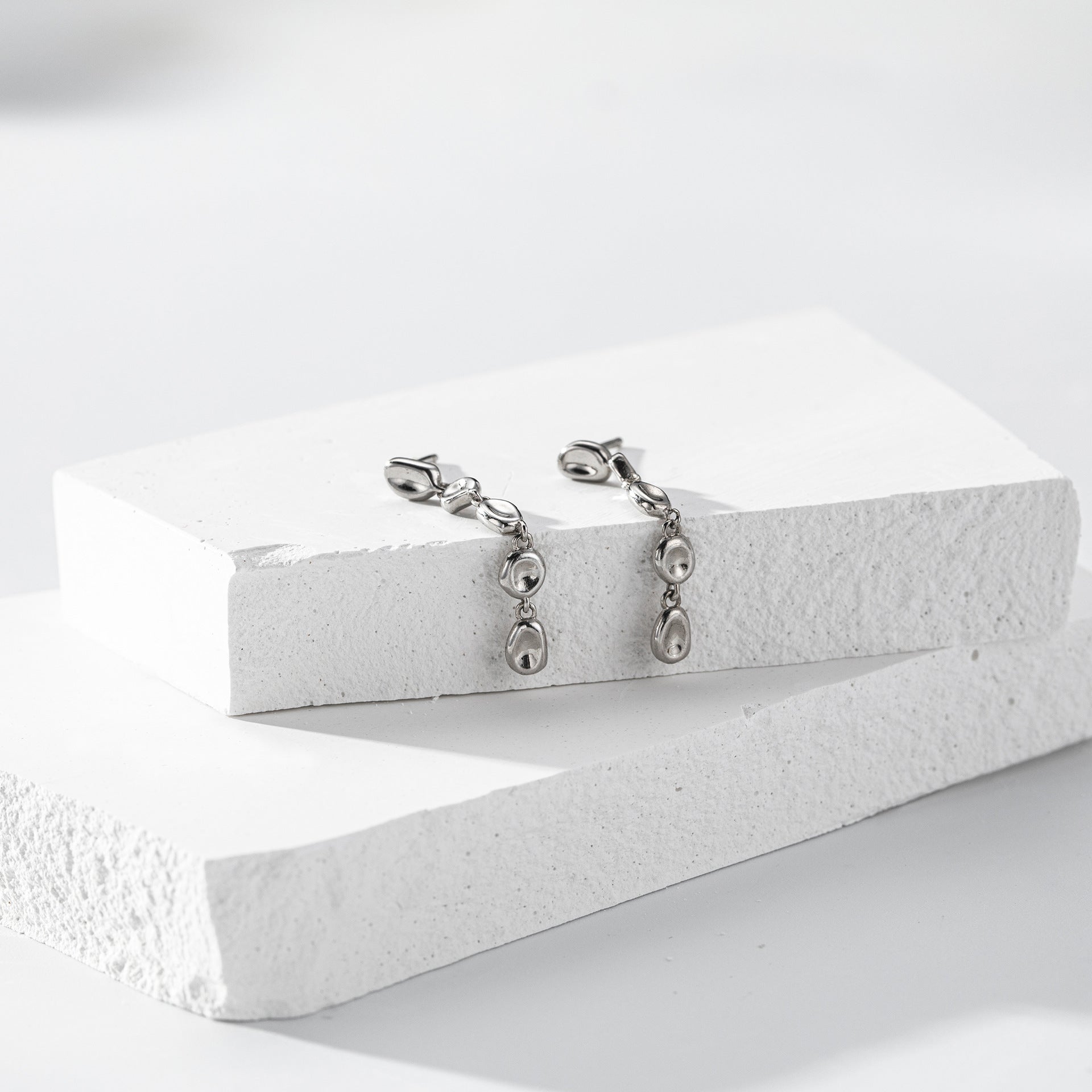 925 Sterling Silver Organic Irregular Link Linear Drop Earrings 40400139