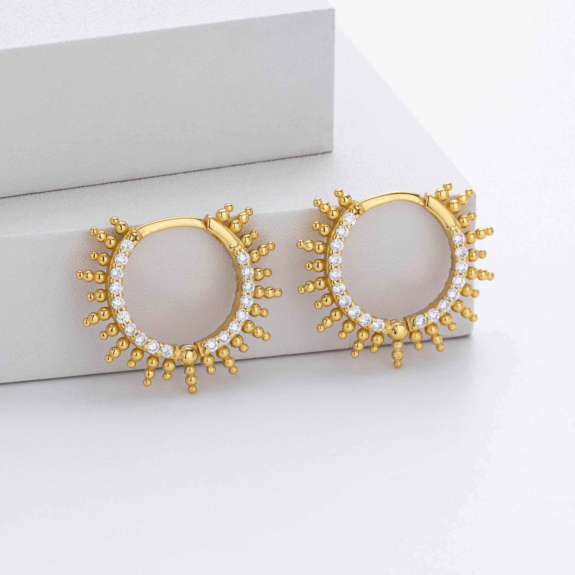 925 Sterling Silver Sunburst Spiked Zircon Huggie Hoop Earrings 60200311