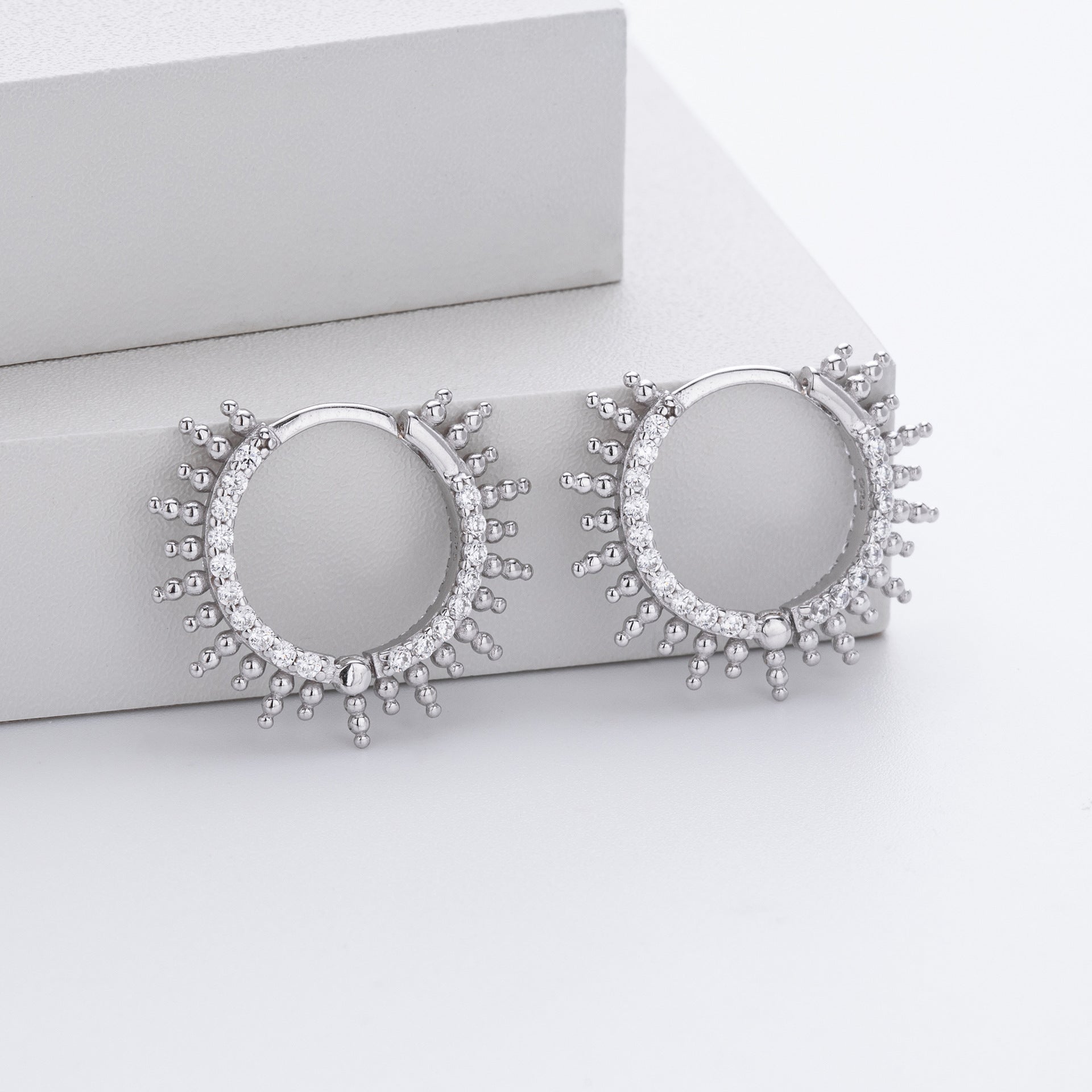 925 Sterling Silver Sunburst Spiked Zircon Huggie Hoop Earrings 60200311