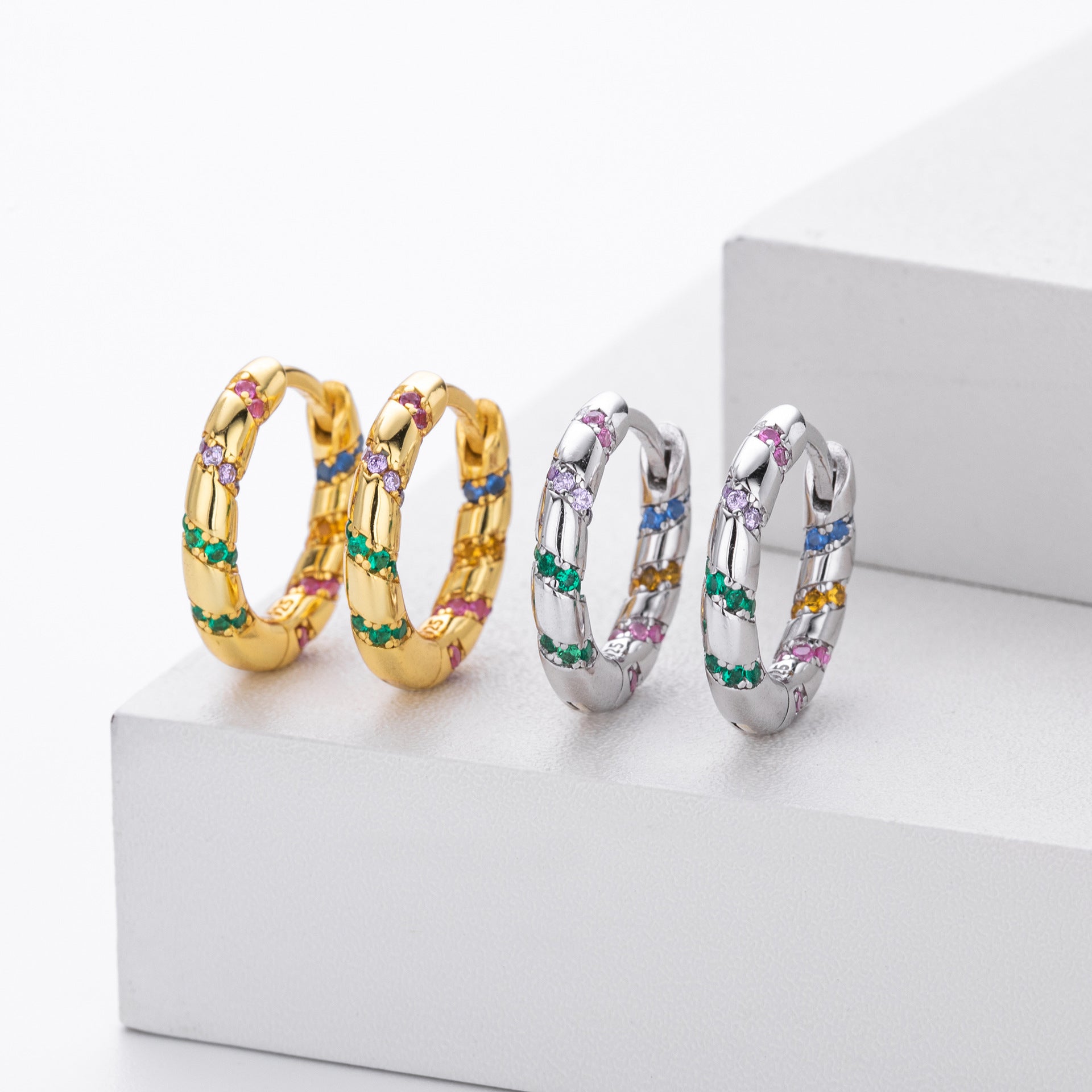925 Sterling Silver Twisted Rainbow Zircon Huggie Hoop Earrings 60200313