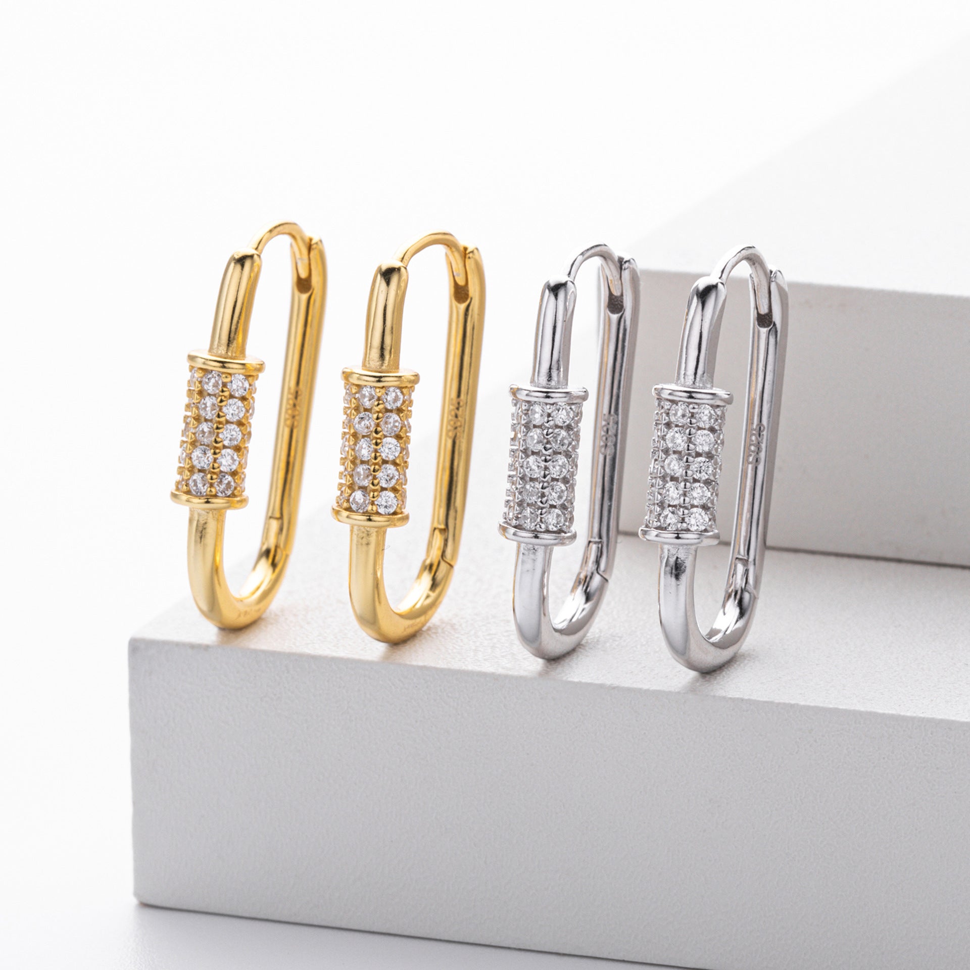 925 Sterling Silver Paperclip Pavé Zircon Huggie Earrings 60200321