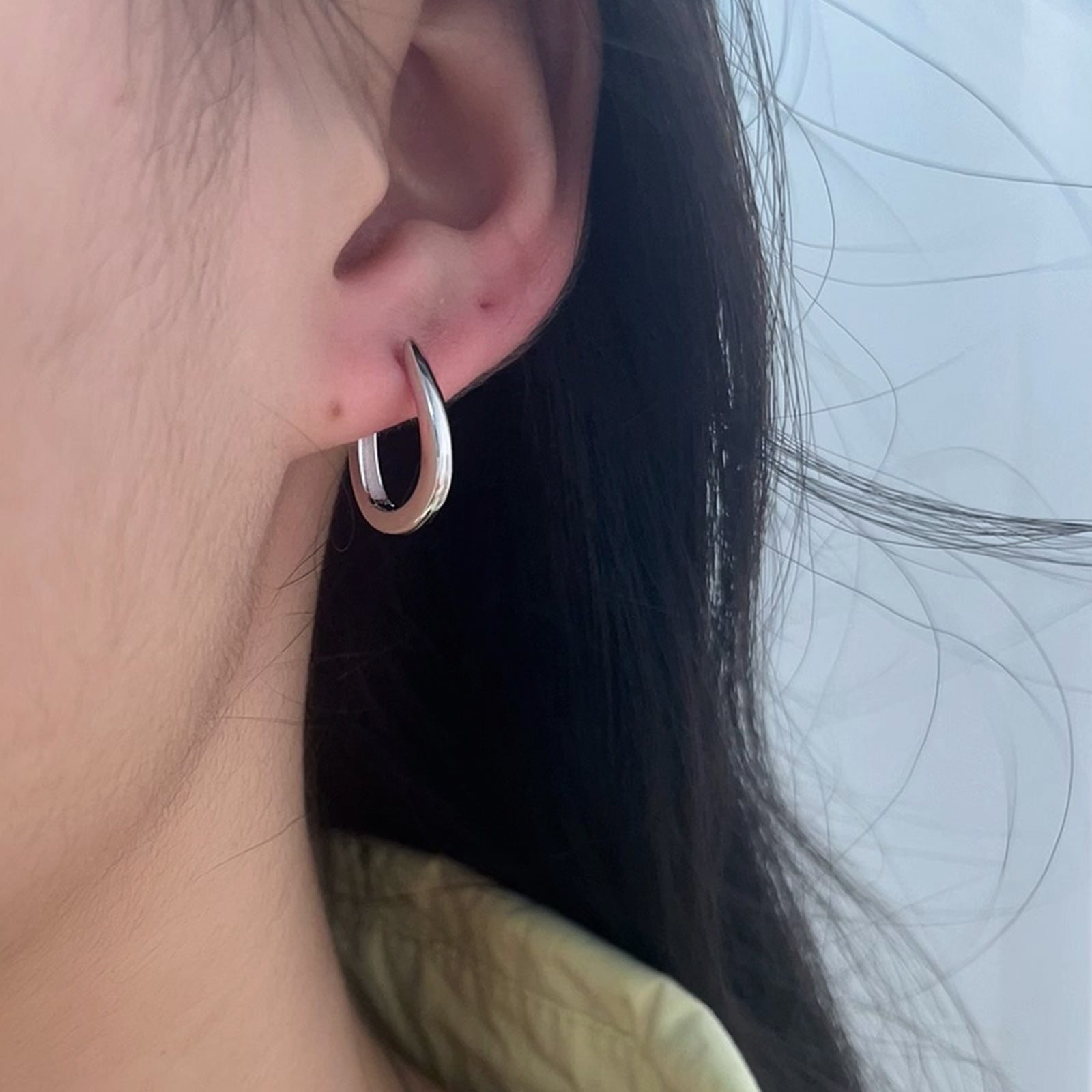 925 Sterling Silver U-Shape Huggie Hoop Earrings 60200360