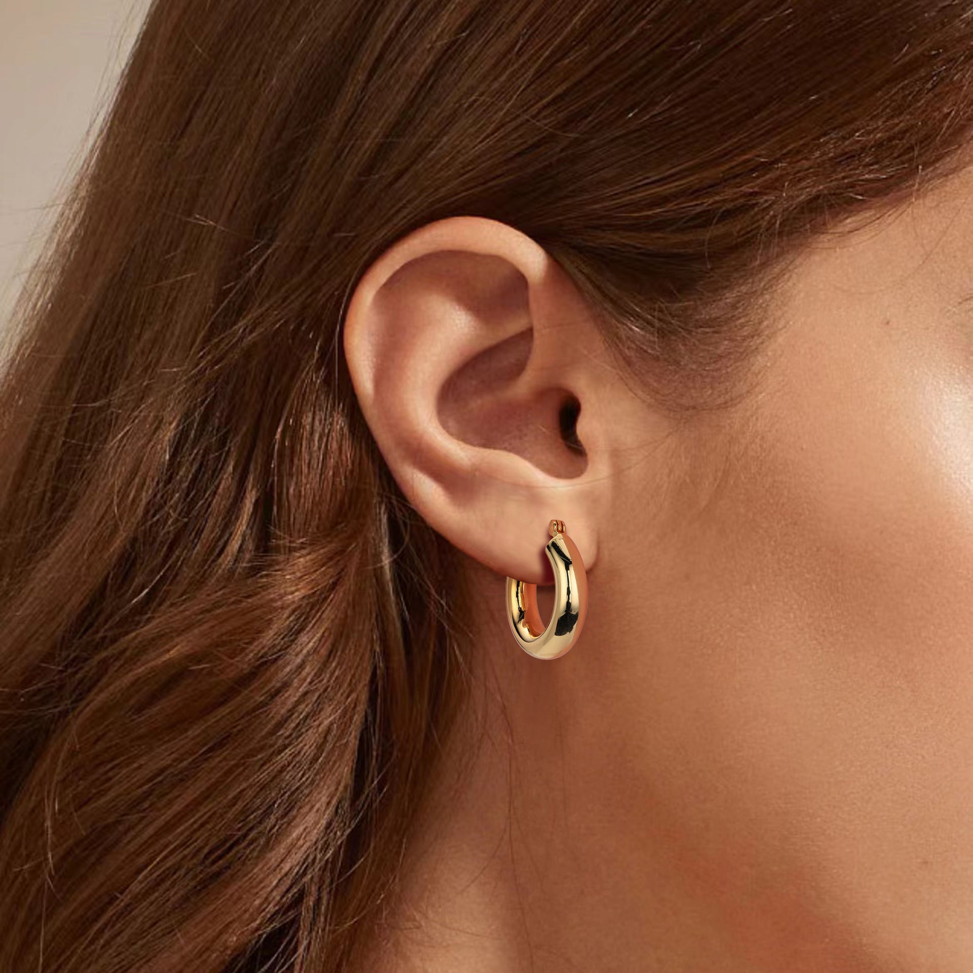 925 Sterling Silver Classic Chunky Hollow Hoop Earrings 60400030