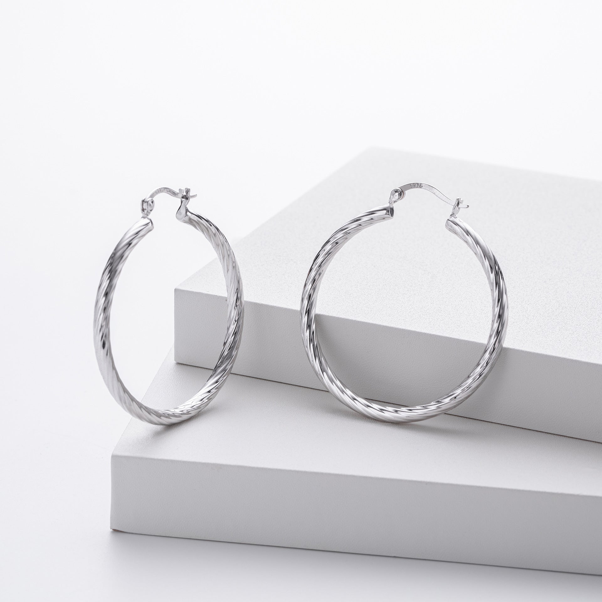 925 Sterling Silver Twisted Hollow Tube Hoop Earrings 60400033
