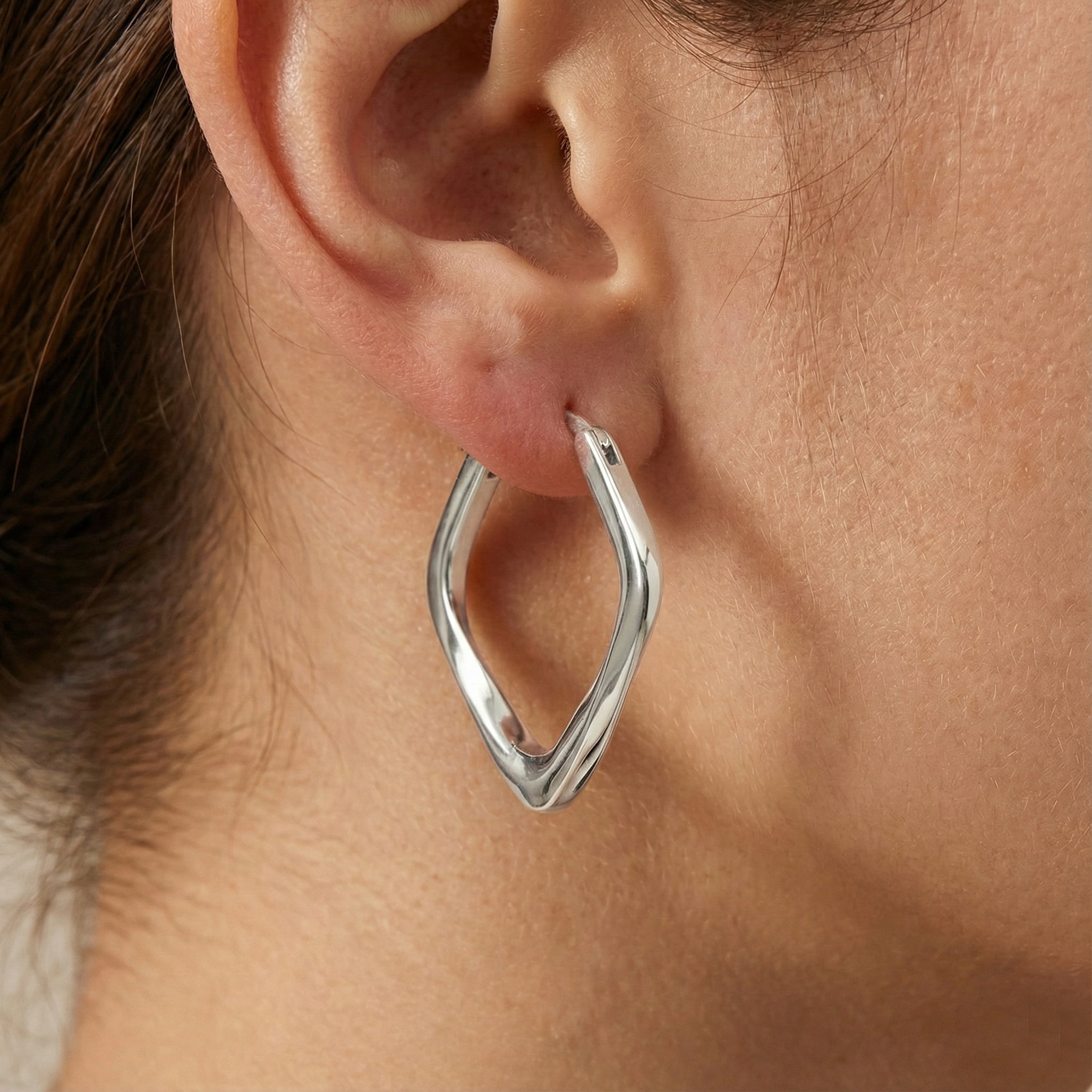 925 Sterling Silver Twisted Geometric Hoop Earrings 60400037