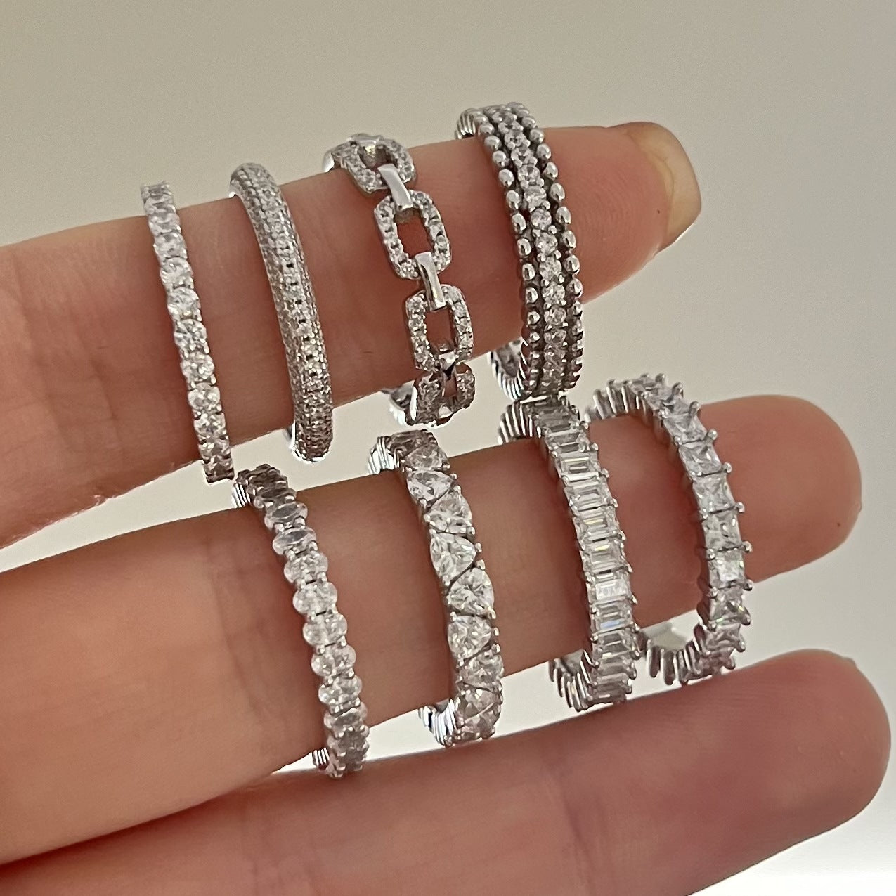 925 Sterling Silver Scalloped Round CZ Eternity Band 70100589