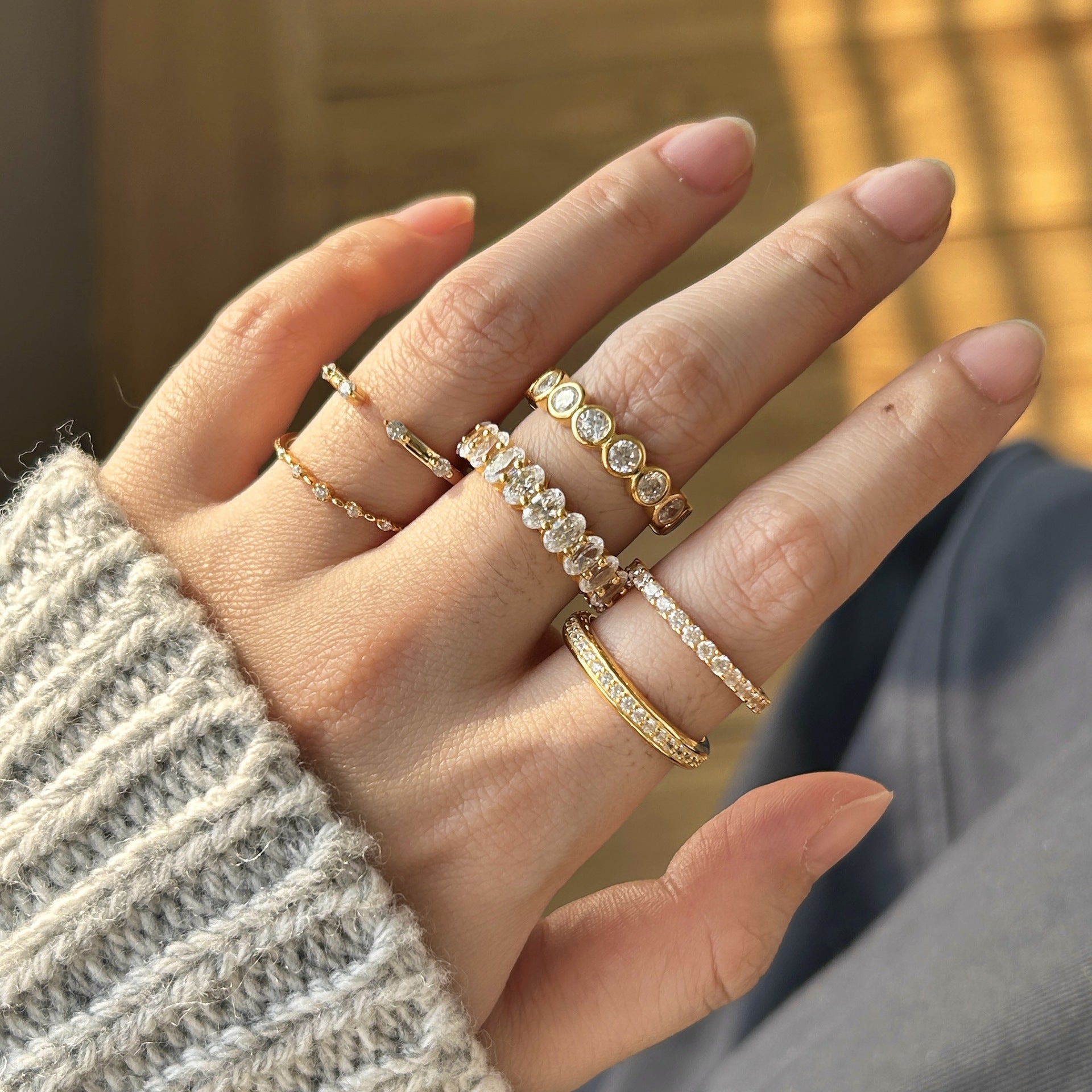 925 Sterling Silver Scalloped Round CZ Eternity Band 70100589
