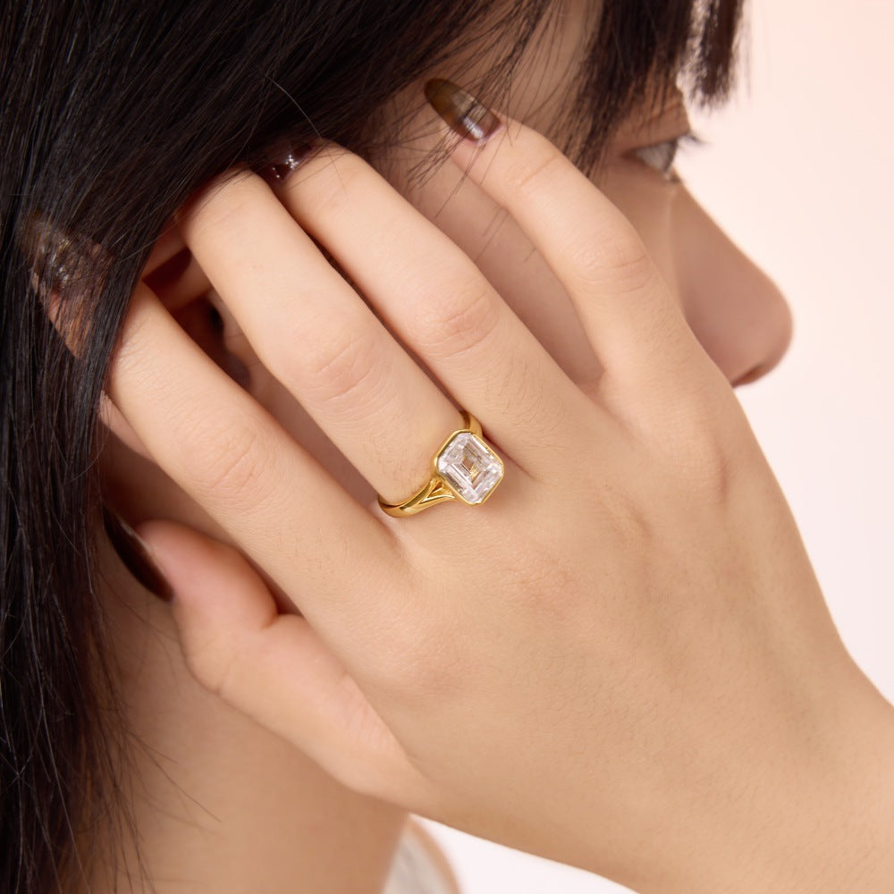 925 Sterling Silver Emerald Cut CZ Bezel Solitaire Ring 70200384