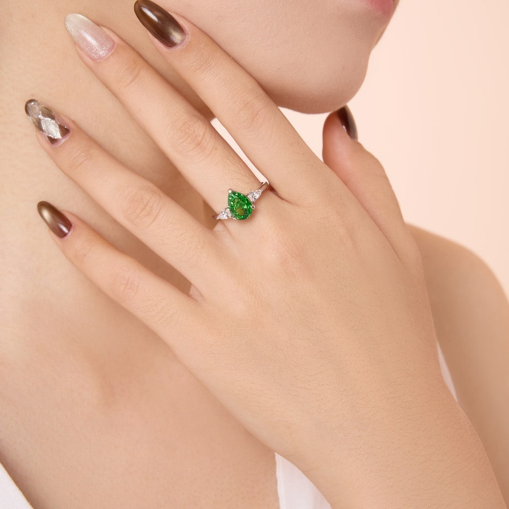 925 Sterling Silver Crushed Ice Green Pear CZ Three-Stone Ring 70200388