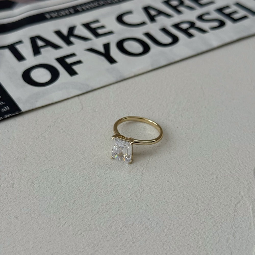 925 Sterling Silver Emerald Cut CZ Solitaire Ring 70200389