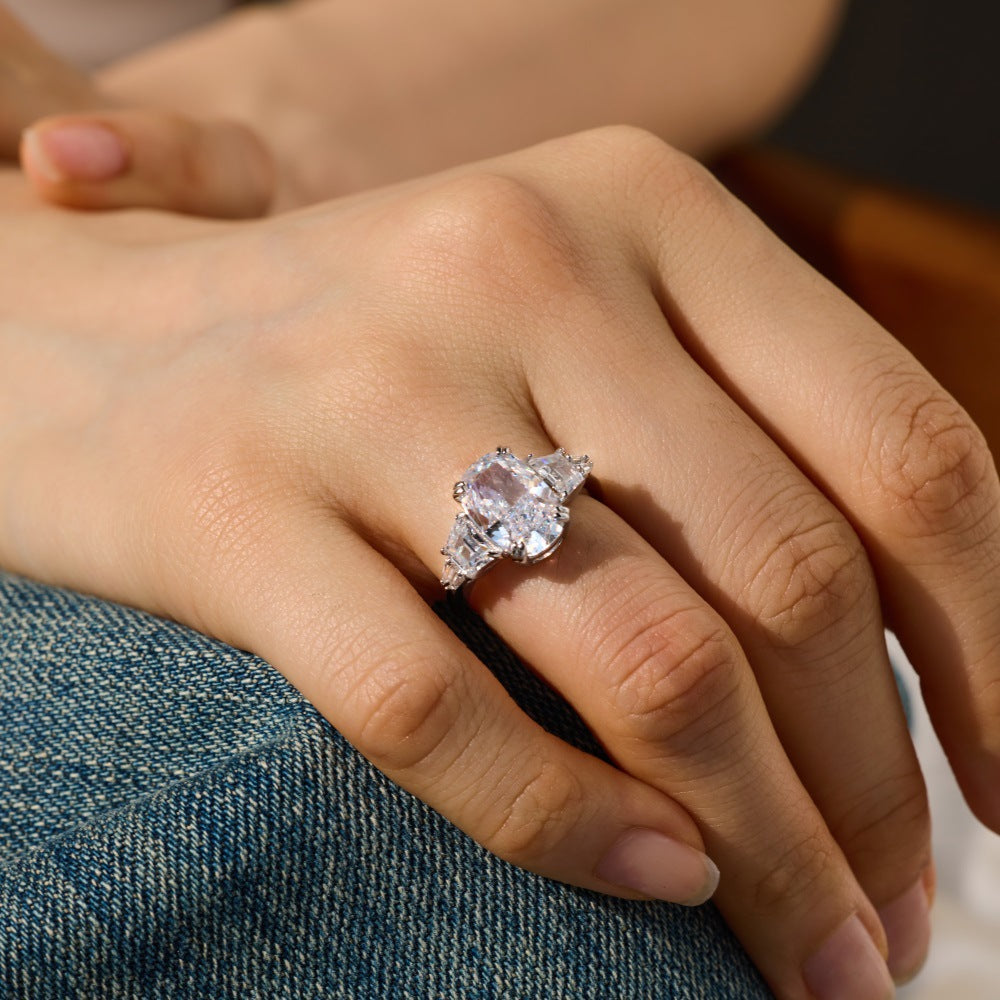 925 Sterling Silver Crushed Ice Oval CZ Three-Stone Ring 70200391