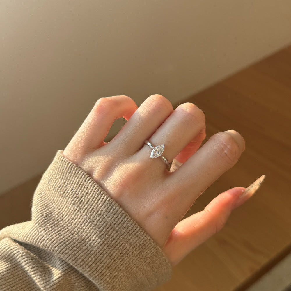925 Sterling Silver Marquise Cut CZ Solitaire Ring 70200394
