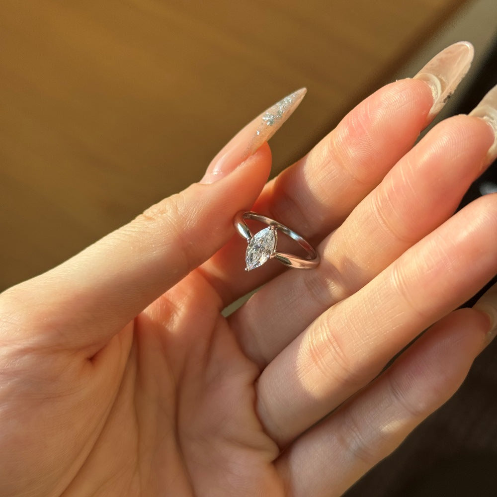 925 Sterling Silver Marquise Cut CZ Solitaire Ring 70200394
