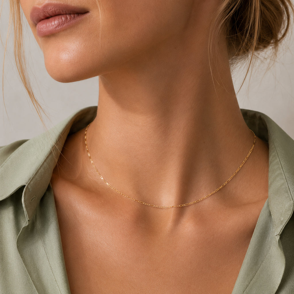 925 Sterling Silver 1.7mm Minimalist Figaro Link Clavicle Necklace 80100134