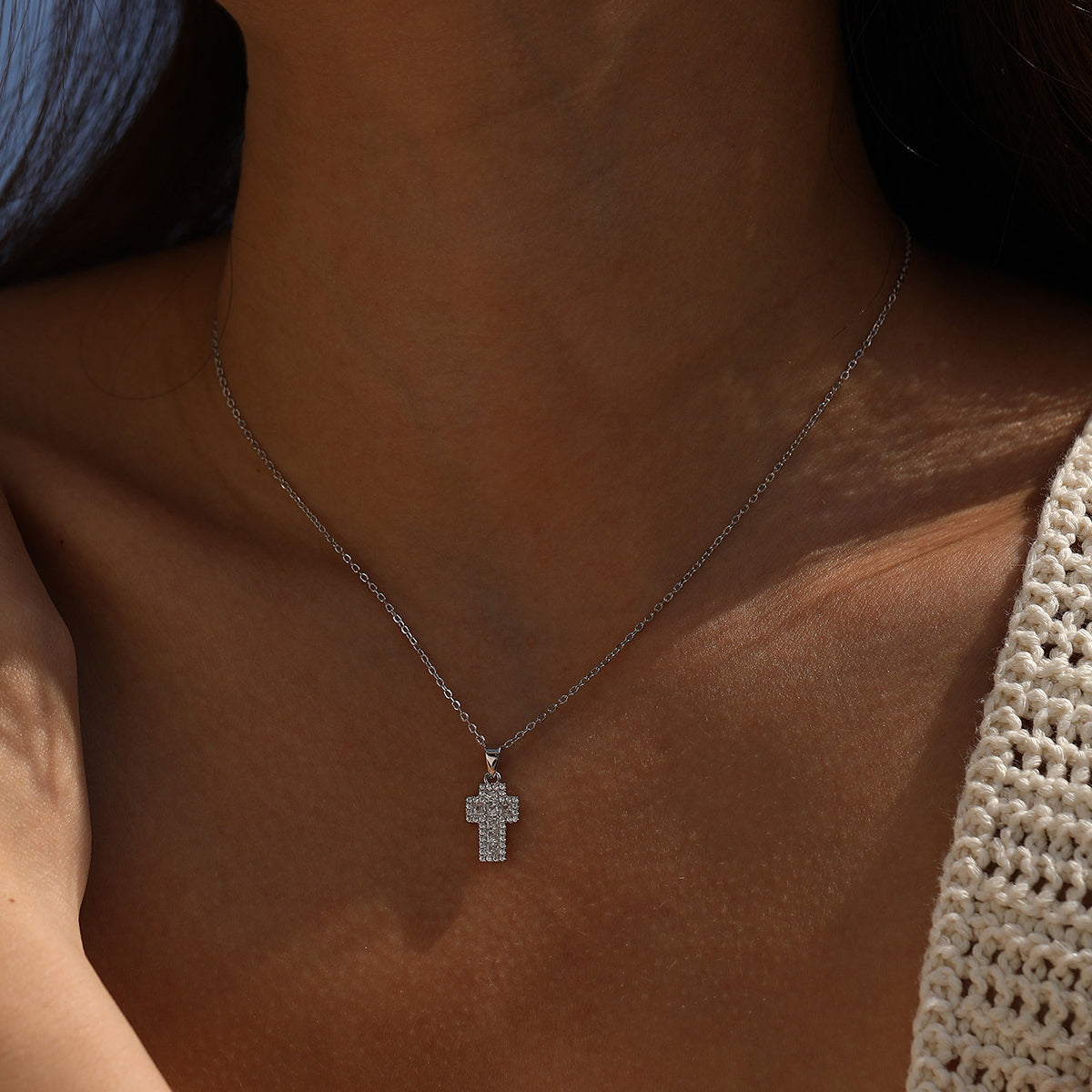 925 Sterling Silver Zircon Halo Cross Necklace 80200568
