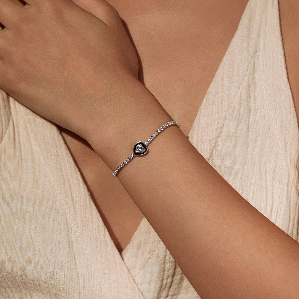 925 Sterling Silver Black Enamel Heart Cut Zircon Tennis Bracelet 100100235