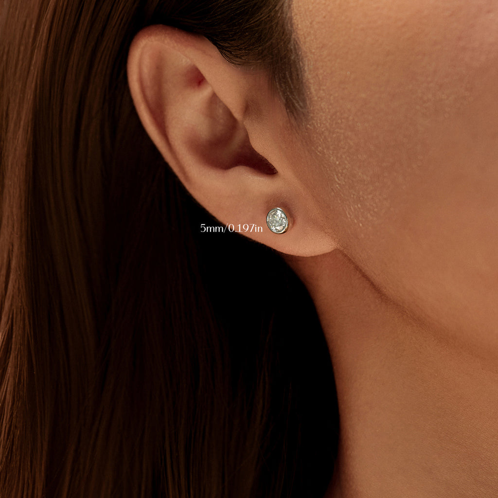925 Sterling Silver Moissanite Bezel Bubble Stud Earrings 110100045