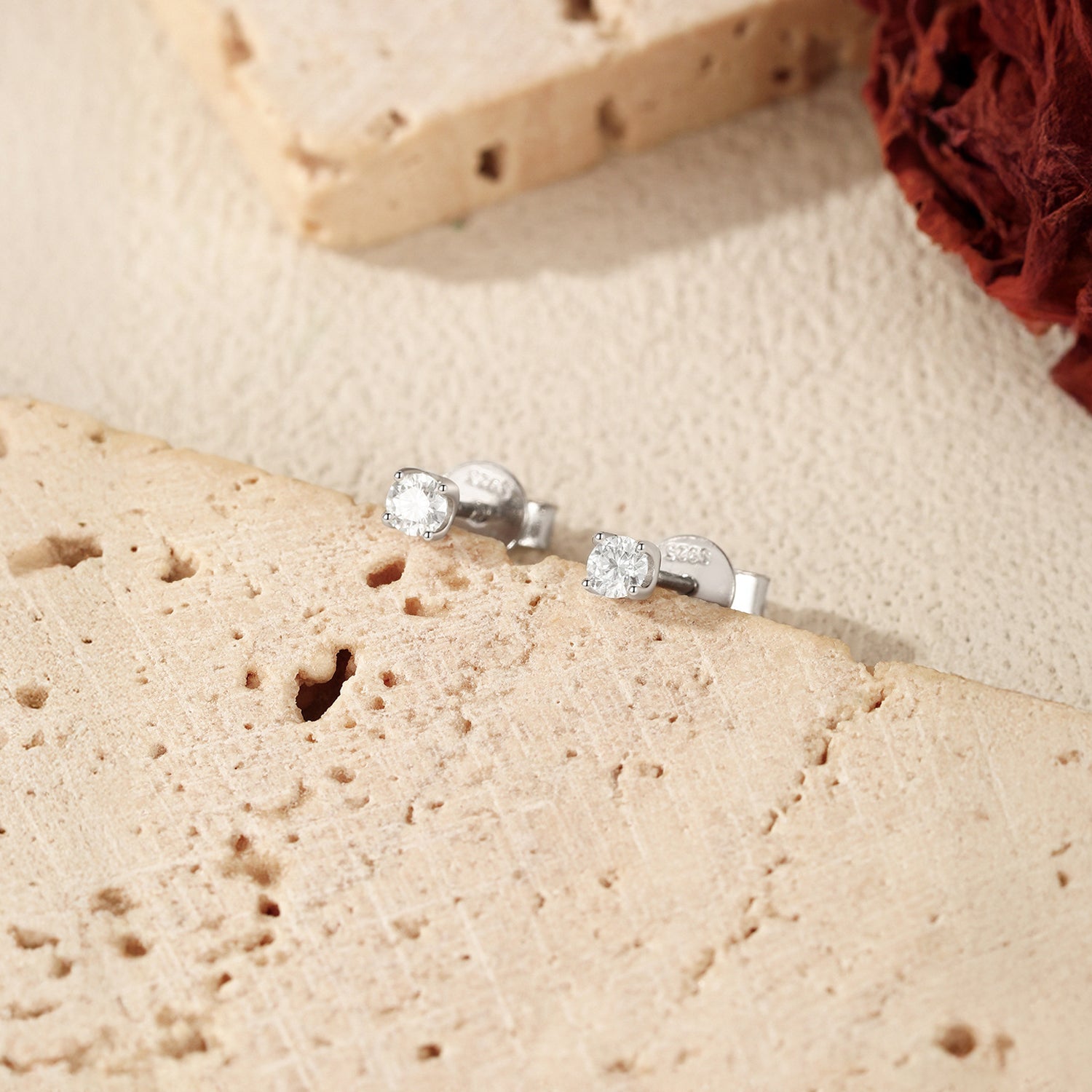 925 Sterling Silver Moissanite Solitaire Stud Earrings 110100048
