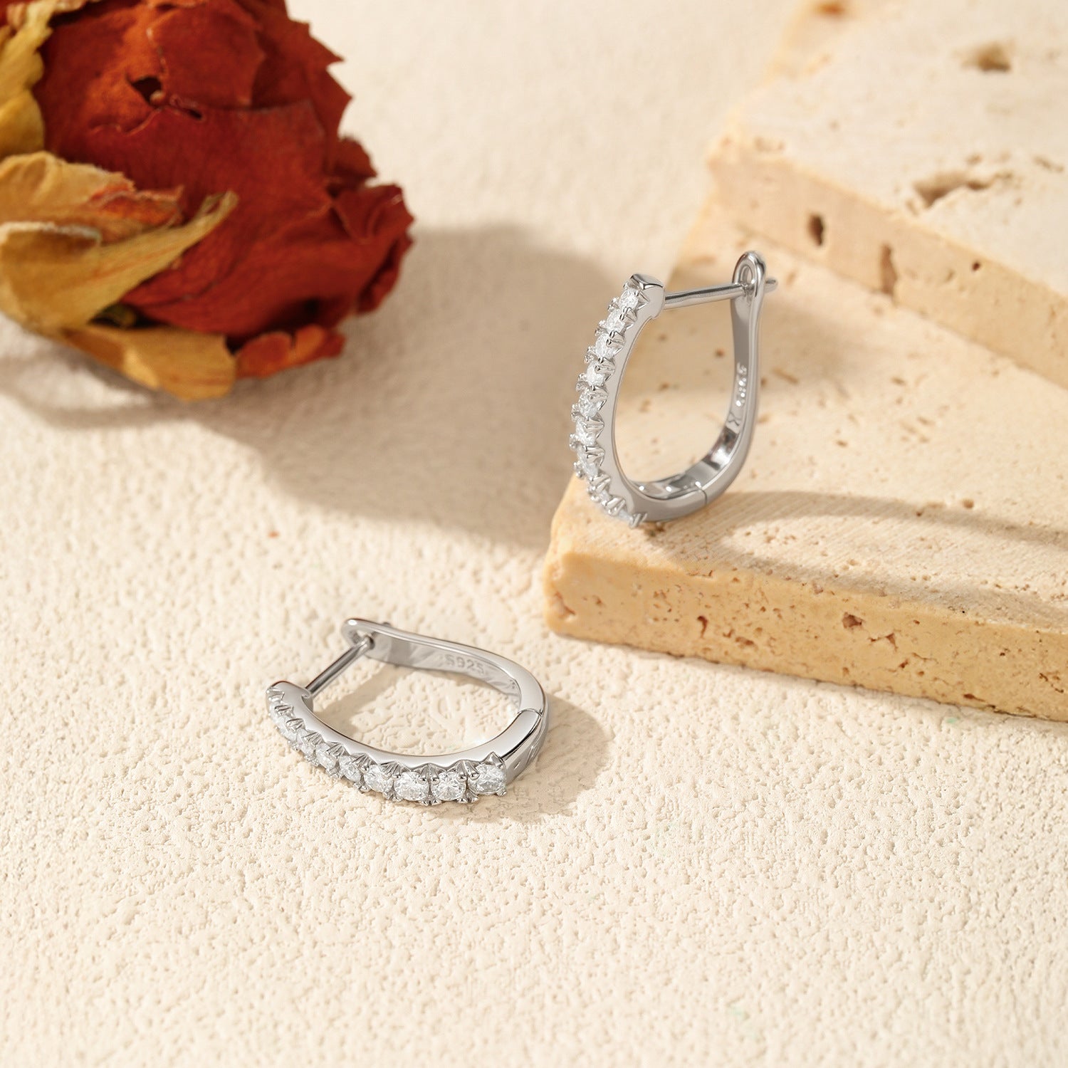 925 Sterling Silver Moissanite Pavé Oval Huggie Hoop Earrings 110100059