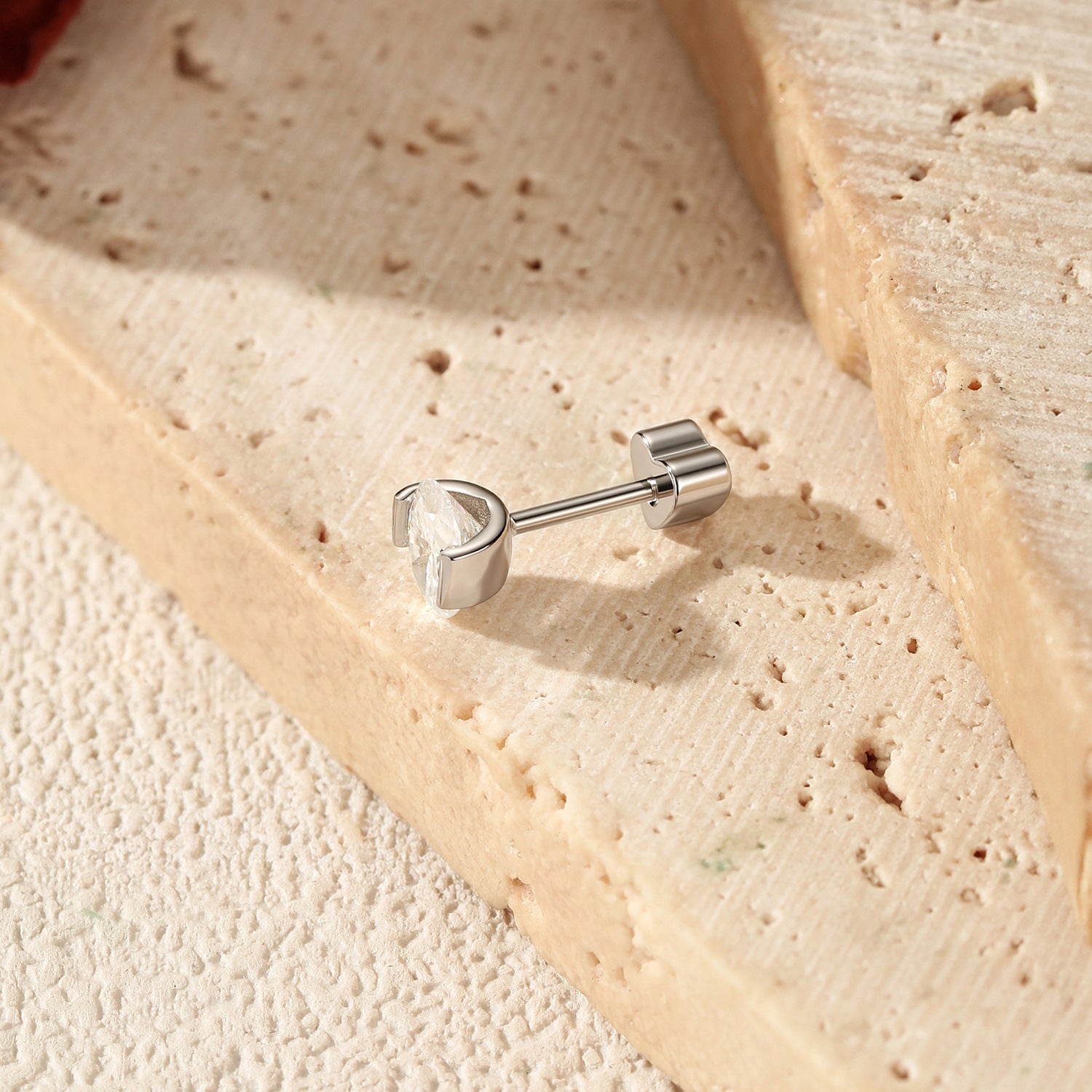 925 Sterling Silver Oval Moissanite Half Bezel Cartilage Stud110100094