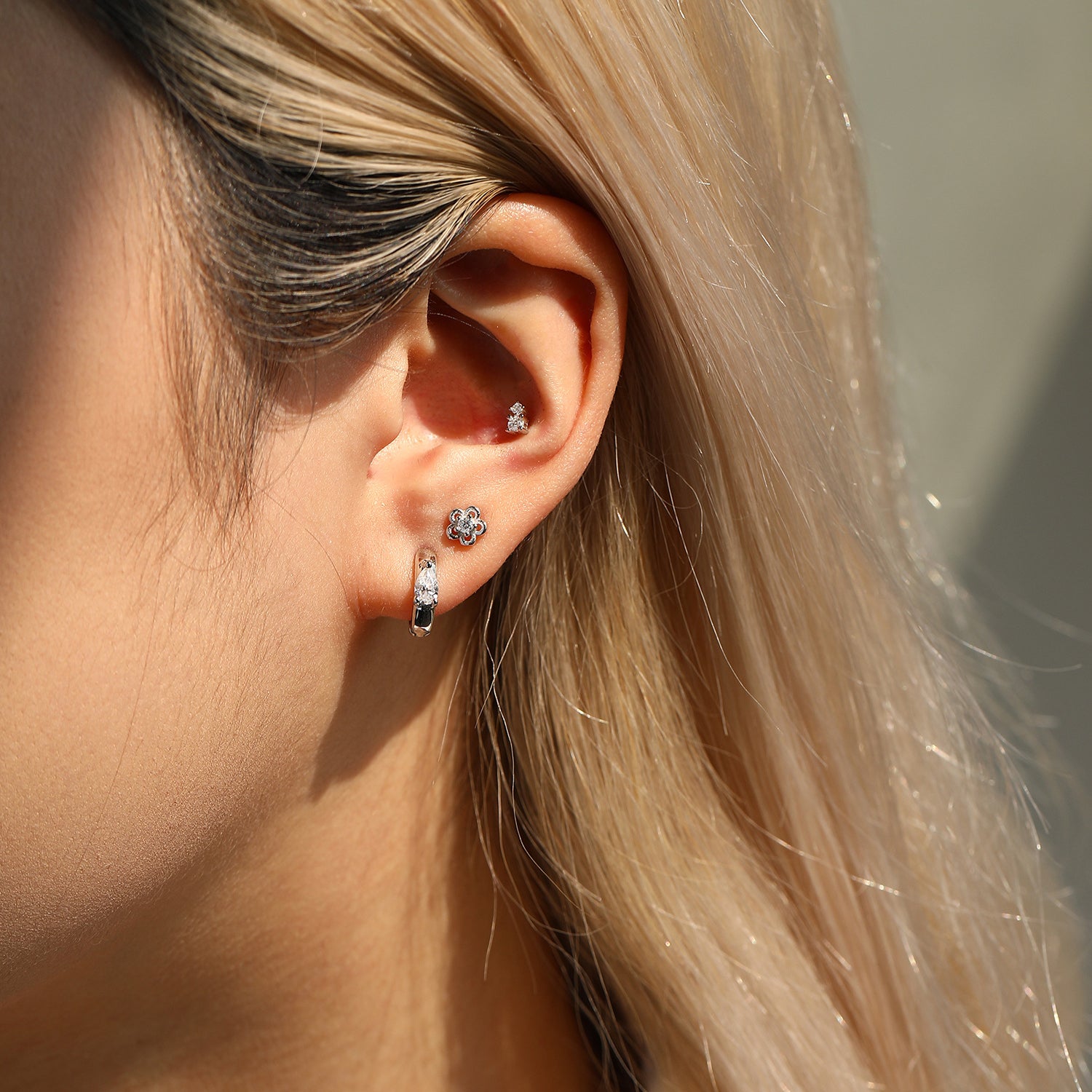 925 Sterling Silver Moissanite Flower Cartilage Stud 110100099