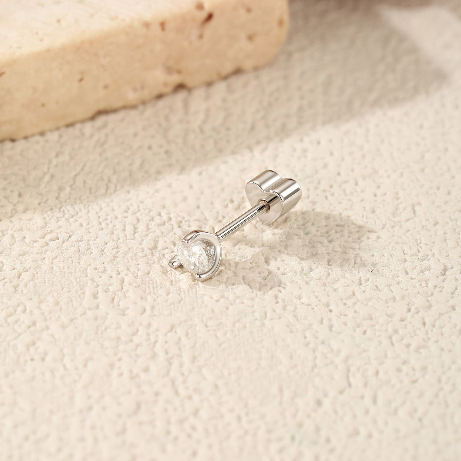 925 Sterling Silver Moissanite Minimalist Cartilage Stud 110100104
