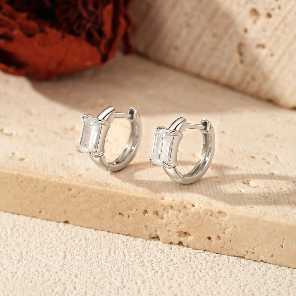 925 Sterling Silver 0.8ct Moissanite Huggie Hoop Earrings 110100118