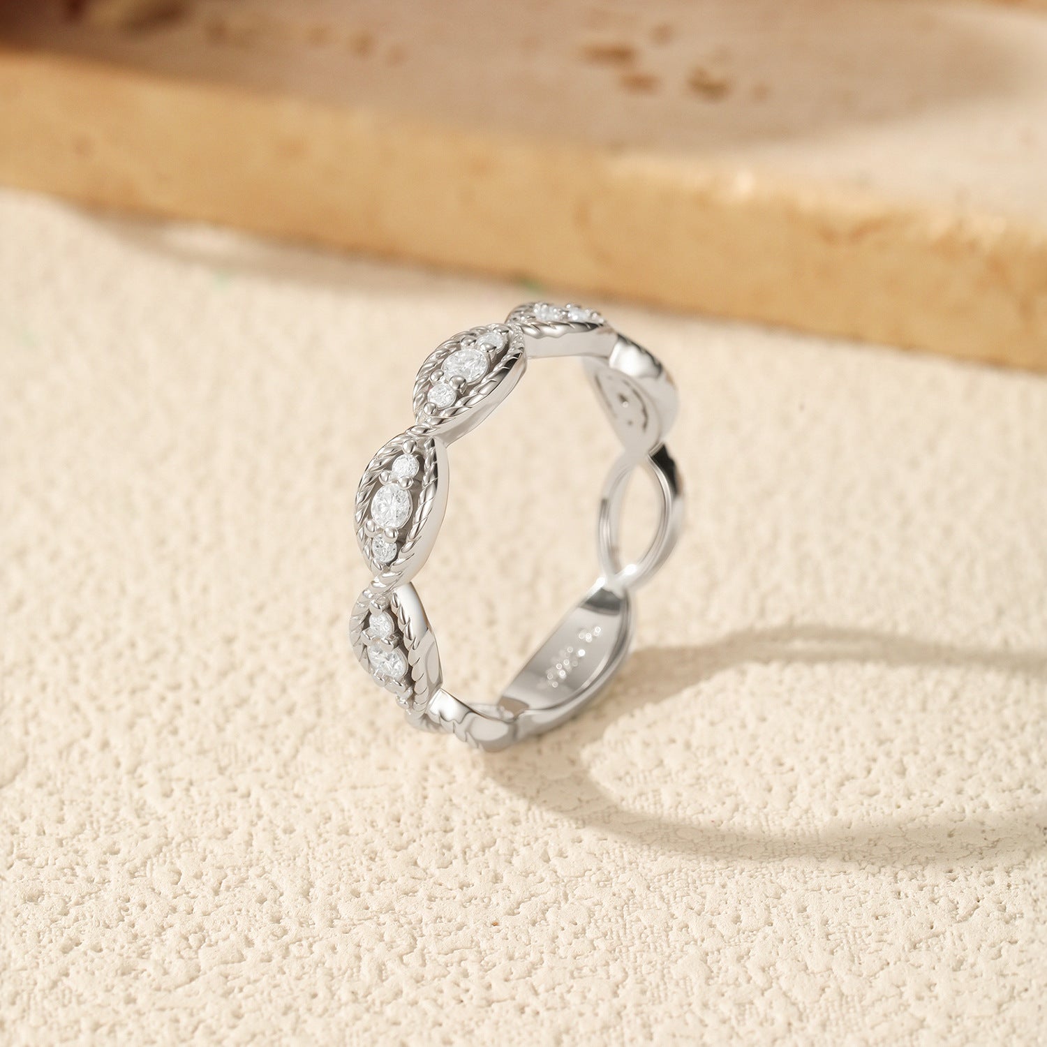 925 Sterling Silver Vintage Twisted Moissanite Band Ring 110200067