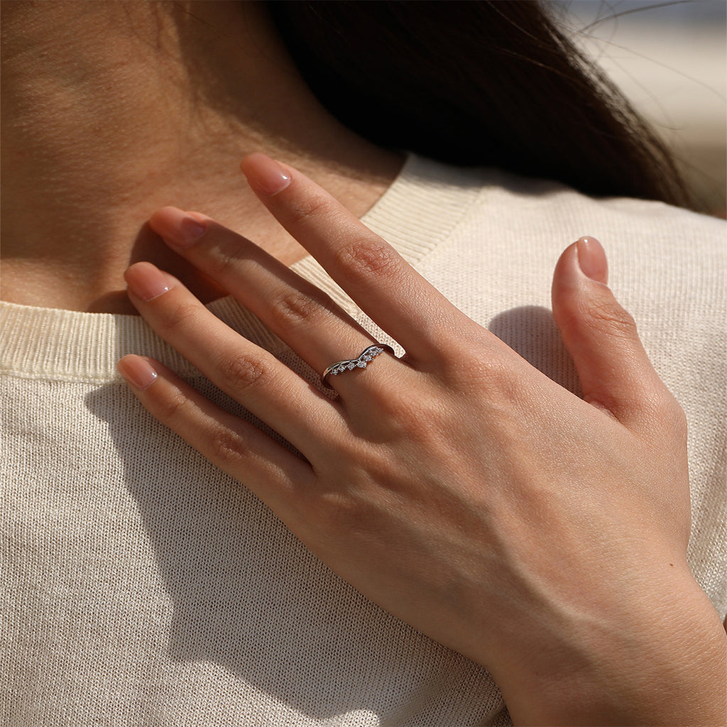 925 Sterling Silver Moissanite V-Shaped Crown Ring 110200093