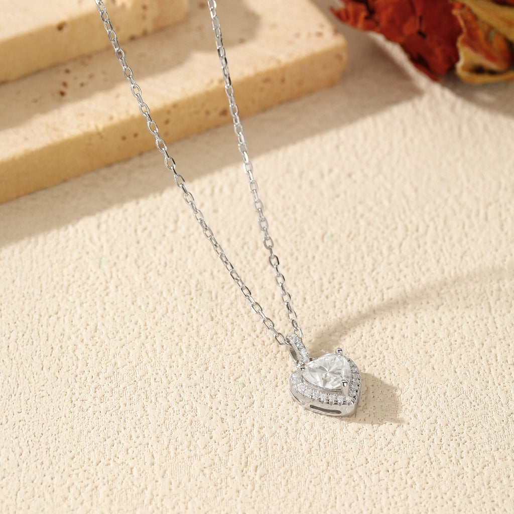 925 Sterling Silver 1ct Heart Moissanite Halo Pendant Necklace 110300026