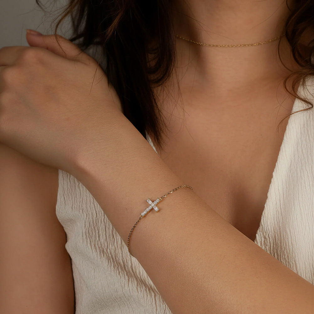 925 Sterling Silver Moissanite Cross Bracelet 110400020