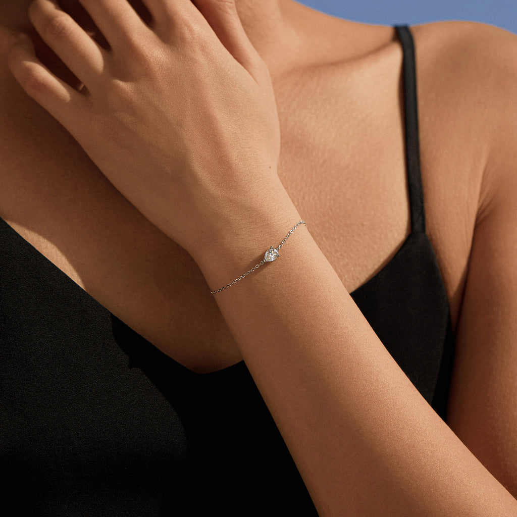 925 Sterling Silver Pear Cut Moissanite Bracelet 110400026